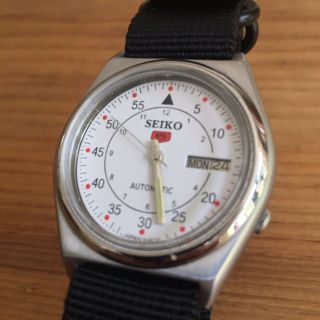 Vintage Seiko 5 Automatic Day/Date White Face Rare,  Mechanical,  Japan Made,  NATO 2