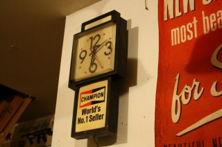 Vintage Champion Spark Plug Lighted Wall Clock Garage Bar Man Cave