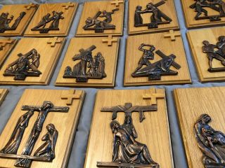 Glorious Vtg 14 Pc Catholic Church Altar Wood & Bronze Stations Of The Cross Set