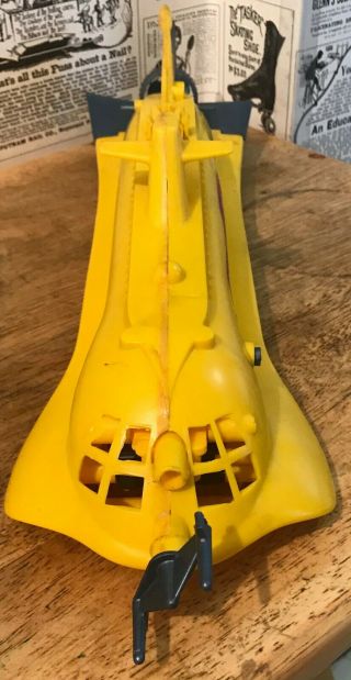 Vintage 1965 Remco Voyage To The Bottom Of The Sea Playset - Seaview Sub - Whale 5