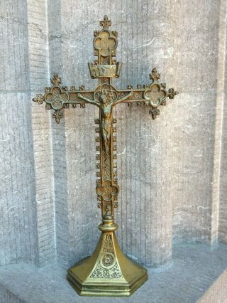 Antique Vintage Gothic Ornamental Bronze Altar Standing Fleur De Lis Crucifix