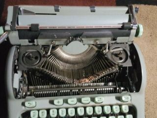 Vintage 1963 Hermes 3000 Seafoam Portable Typewriter 3