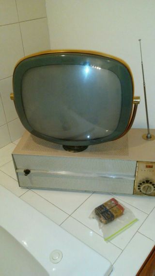 Vintage 1959 Philco Predicta Television