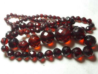 Antique Vintage Cherry Amber Bakelite Faceted Round Beads Necklace 57.  22g
