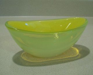 Vintage Mid Century Modern Italian Murano Yellow Art Glass Bowl 7 1/4 "