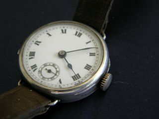 Lovely Ladies Vintage Sterling Silver Cased Hand Wind Watch With Second Dial