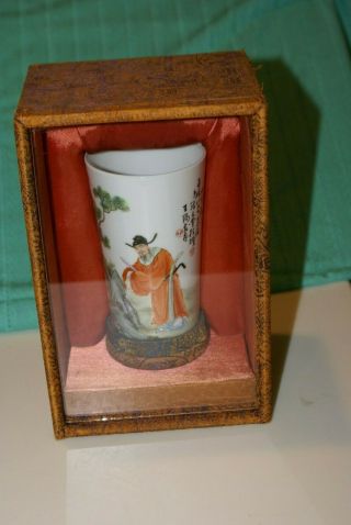 Vintage Japanese Hand - Painted Porcelain Glass In Frame Display Fabric Box Case