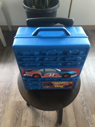 Hot Wheels 100 Car Carry Case Roller with 87 Hot Wheels - VINTAGE Hot Wheels. 2