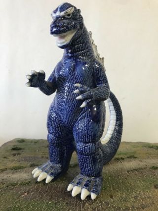 Rare Vintage 1970’s Toho Kaiju Godzilla King Of The Monsters 8” Porcelain Figure