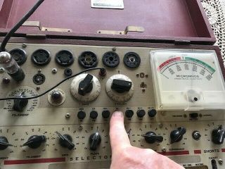 Vintage Hickok 600A Dynamic Mutual Conductance Tube Tester / 3