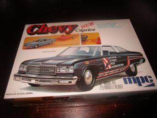 1976 Chevy Caprice Mpc Model Kit Factory