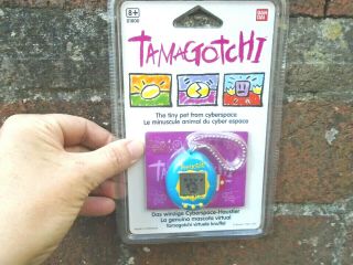 Vintage 1996 Bandai Tamagotchi On Card Very Rare Gen 1