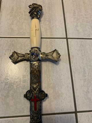 Vintage Knights Templar Masonic Sword.