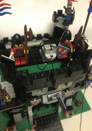 Vintage LEGO Castle Set 6085.  Black Monarchs Castle,  Complete.  Black Knights 4