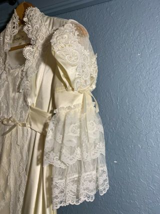 Vintage Loralie Originals gown lace ivory satin sz 3/4 Victorian wedding 2