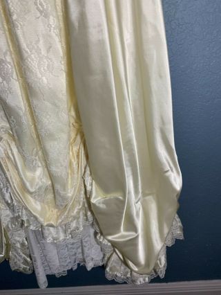 Vintage Loralie Originals gown lace ivory satin sz 3/4 Victorian wedding 6