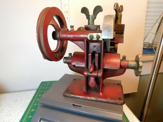 VINTAGE NO.  0 KEIL YORK KEY CUTTER/ Duplicator Hand or Belt Drive Lathe 3