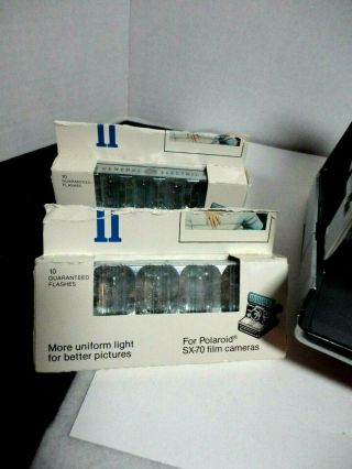 VTG Polaroid SX - 70 Land Camera w/ Flash Bars,  2 Accessories & Carrying Case VGC 2