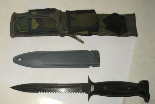 Vintage Imperial M - 7s Sawback Commando Survival Knife Camo Sheath Fire Starter