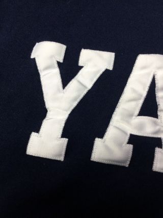 Vintage 90s Yale University Bulldogs Russell Athletic Sweatshirt,  Size Large Mens 3