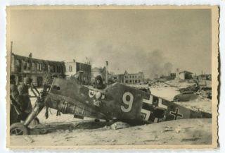 Wwii Archive Photo: Luftwaffe Messerschmitt Bf 109 Remains,  Stalingrad Campaign