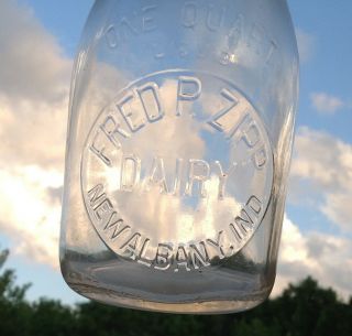Vintage Fred R.  Zipp One Quart Dairy Milk Bottle Albany,  Indiana 2