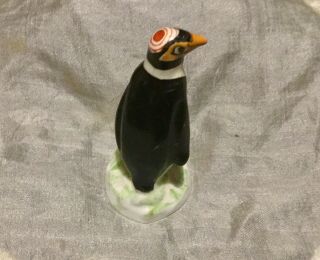 Vintage Crown Staffordshire England Rare Novelty Penguin Porcelain Figurine. 3