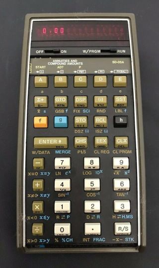 Vintage Hewlett - Packard Hp 67 Scientific Calculator