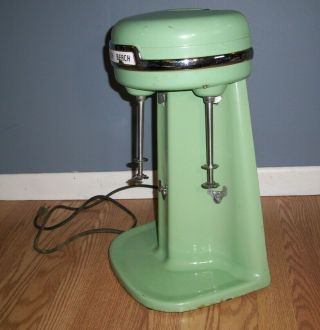 Vintage Hamilton Beach 40DM Jadite Green Triple Milk Shake 3 Head Mixer USA 3