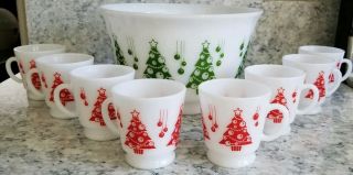 Vintage Hazel Atlas Christmas Tree Egg Nog Set Punch Bowl And 8 Red Cups