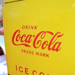 Coca - Cola rare cooler box Limited yellow model 3