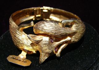 Vtg Fox Cuff Bracelet Signed: Marino Gold Toned With Lavender Eyes Exceptional