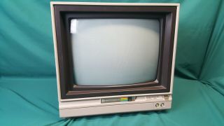 Vintage Commodore Video Computer Monitor Model 1702 And