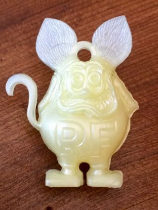 Rare Pearl Yellow Vintage 1960’s Rat Fink Gumball Ring Charm