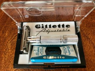 Vintage Nos Gillette 1961 G2 " Fatboy " Adjustable Razor,  Orig Case Blades