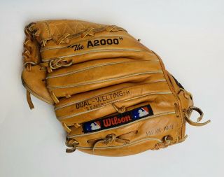 Vintage Wilson The A2000 L Dual Hinge Right Handed Baseball Glove Mitt Japan