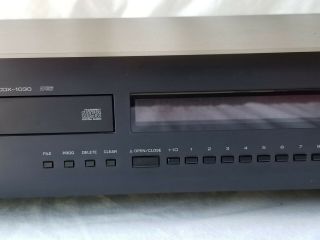 Yamaha Natural Sound CD Player CDX 1030 - Vintage Retro CD Player 4