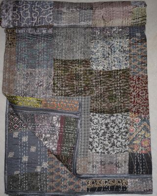 Indian Handmade Vintage Quilt Patola Silk Sari Kantha Patch Work Bedspread Gudri