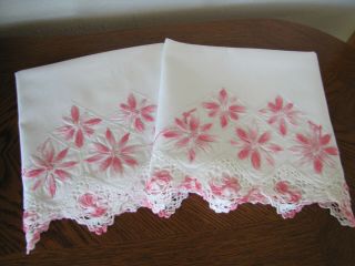 Vintage Pillowcases Embroidered & Crocheted Rows Of Asters Exquisite