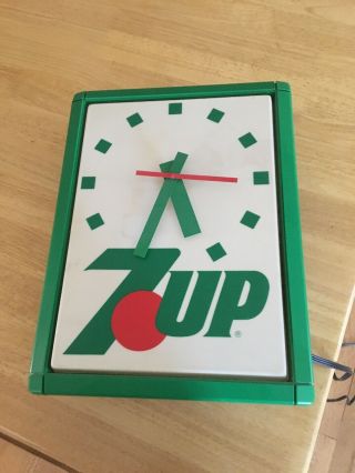 Vintage 7up Advertising Wall Clock Made By Everbrite Electric Co.