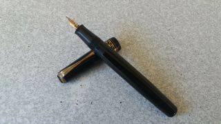 Vintage Wyvern - No 80 - Fountain Pen -