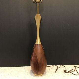 Vintage Mid Century Modern Solid Wood And Brass Table Lamp 5