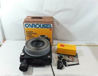 Vtg Kodak Carousel 850h Projector W/ Box,  Remote,  Tray & Instr.