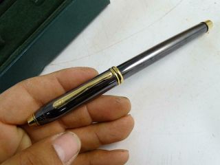 Vintage Cross Fountain Pen Germany USA Black Gold Barrel NIB 586C Onyx Ink 3