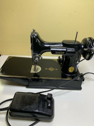 Vtg 1948 Singer Featherweight 221 - 1 Electric Sewing Machine No Case.