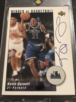 Kevin Garnett /10 2002 - 03 Upper Deck AUTO On Card SSP RARE Timberwolves Celtics 2