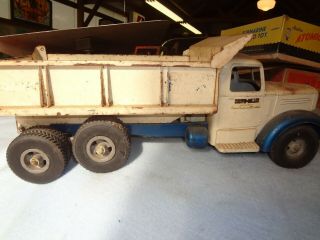 Vintage Smith Miller Metal Toy Truck,  Mack Truck Market,  Hydraulic Dump Bed,  Old 7