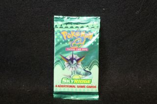 Pokemon Skyridge Booster Pack - Vaporeon Artwork Rare 1