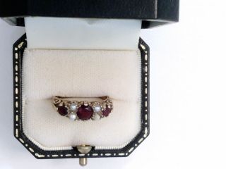 Vintage 9ct Gold Garnet And Pearl Ring