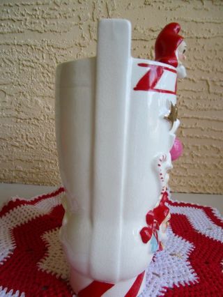 VINTAGE RARE LARGE CERAMIC CHRISTMAS BOOT WITH 3 BABY PIXIE ELF ' S 6